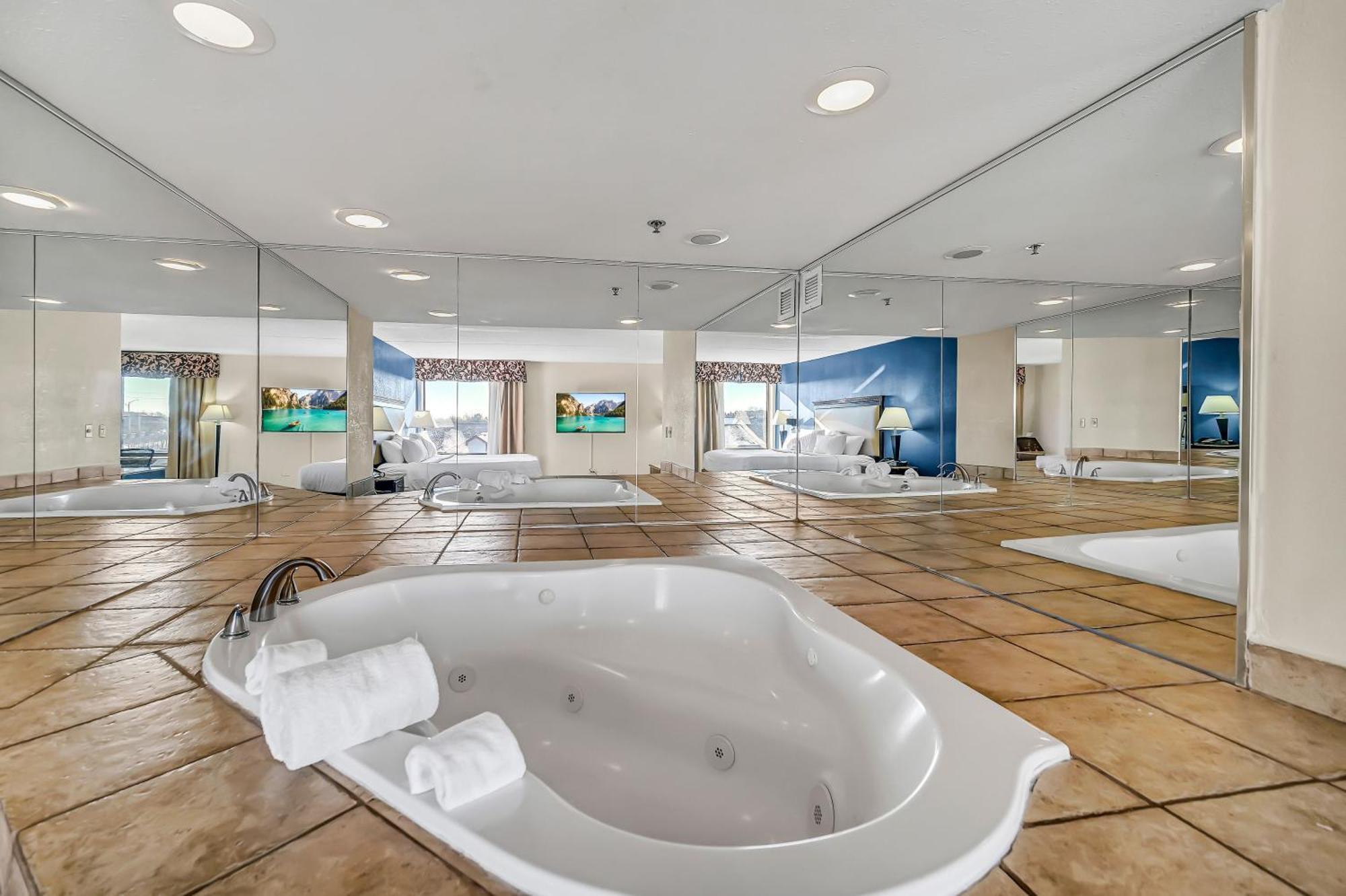 Radisson Hotel Шаумбърг Екстериор снимка