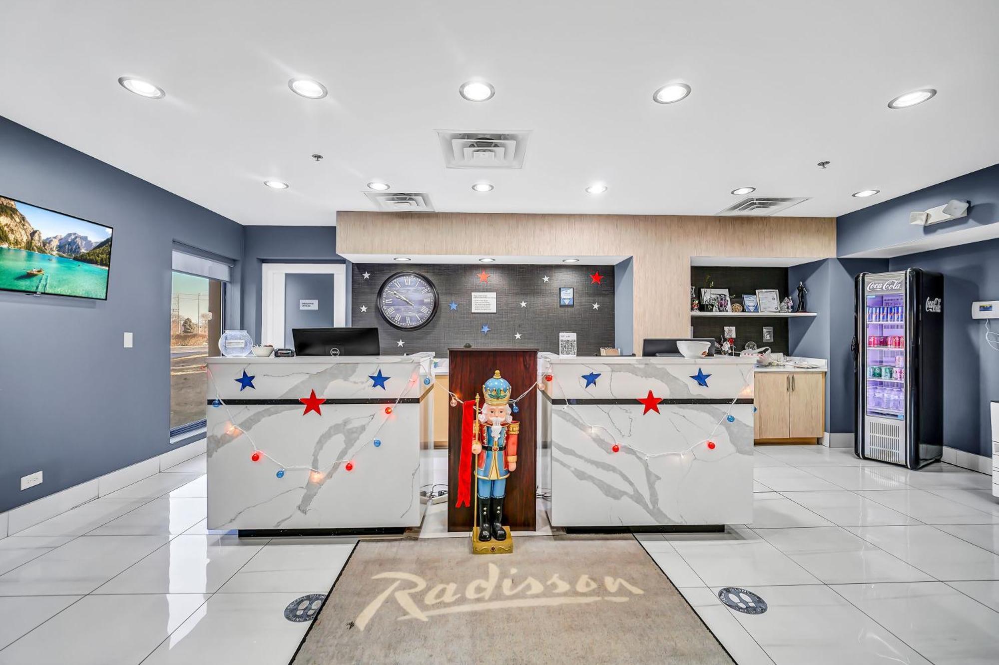 Radisson Hotel Шаумбърг Екстериор снимка