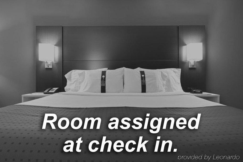 Radisson Hotel Шаумбърг Екстериор снимка